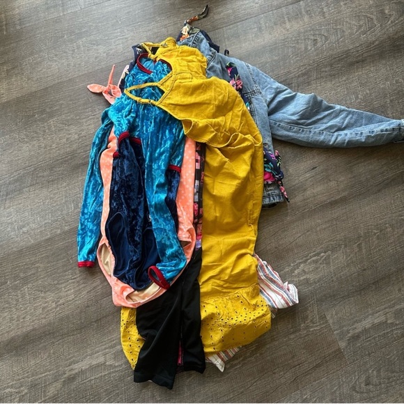 Nike Other - Girls Nike and other brands Clothing Bundle